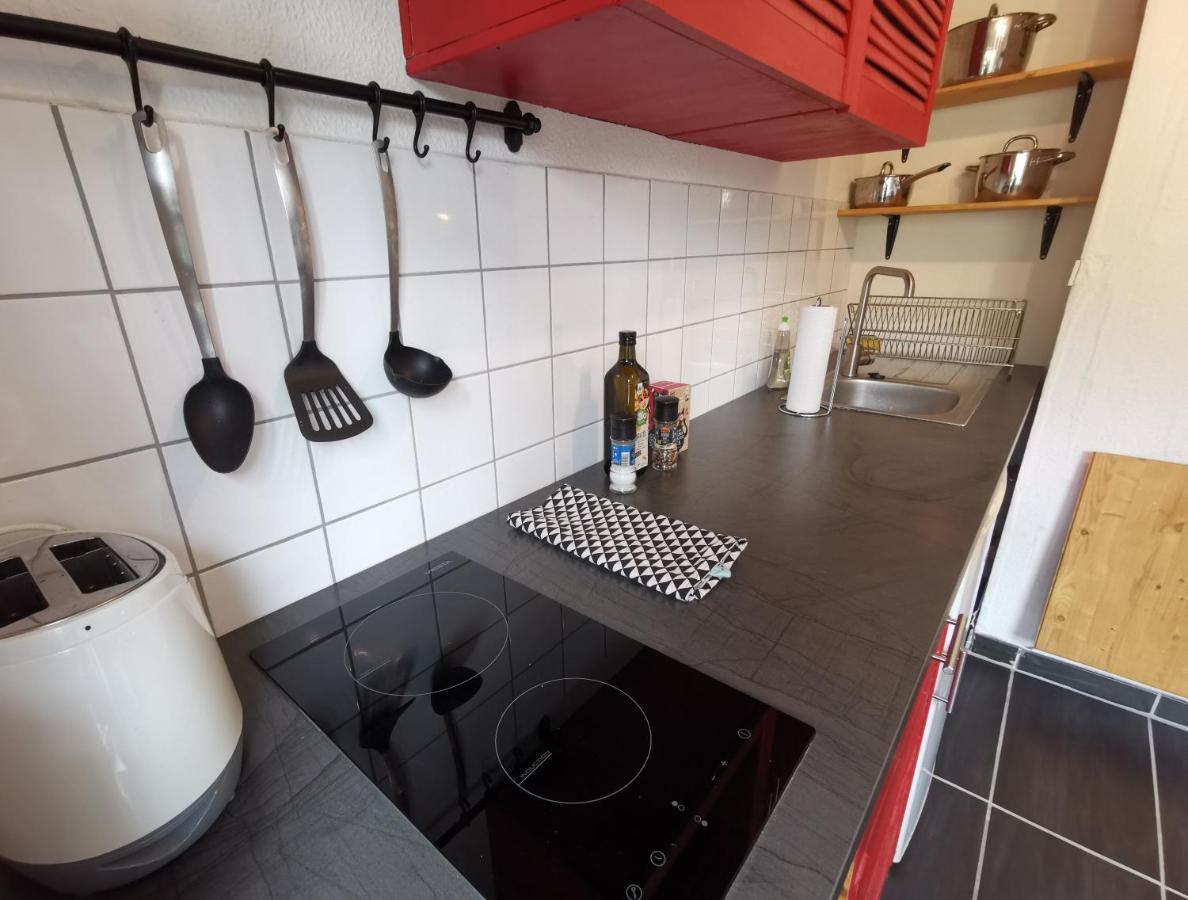 Kleines Studio Am Uni-Campus - Perfekt Fuer Junge Unternehmungslustige Dresden Eksteriør bilde